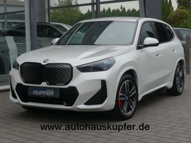 BMW X1 xDrive30 Sportpaket Pro AHK*ACC°Ad.LED°19Z.