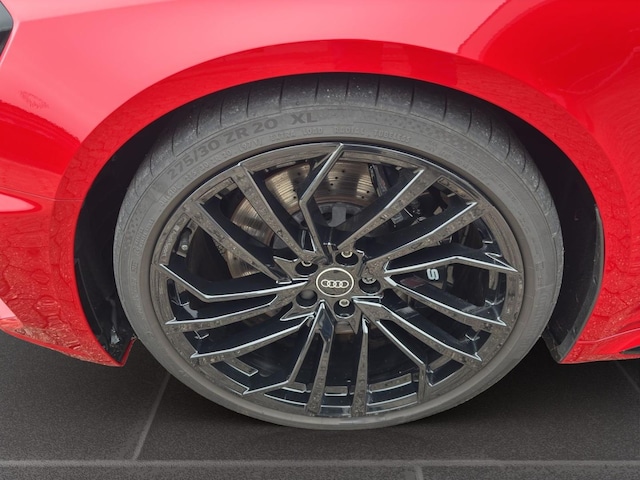 Audi RS4 Avant Quattro