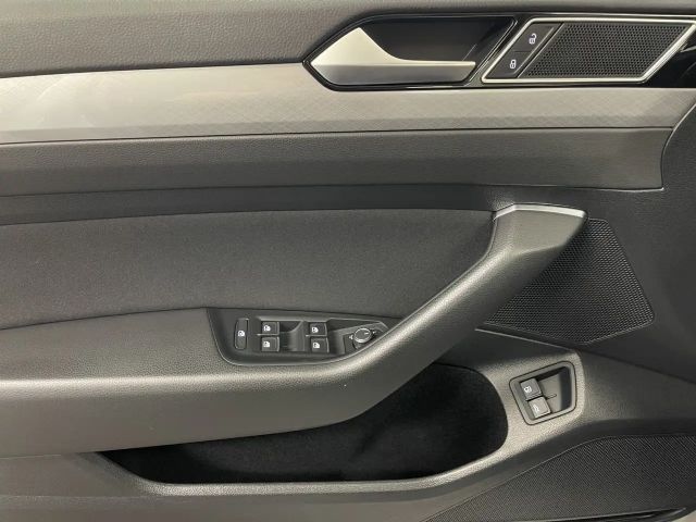 Volkswagen Passat GTE Variant