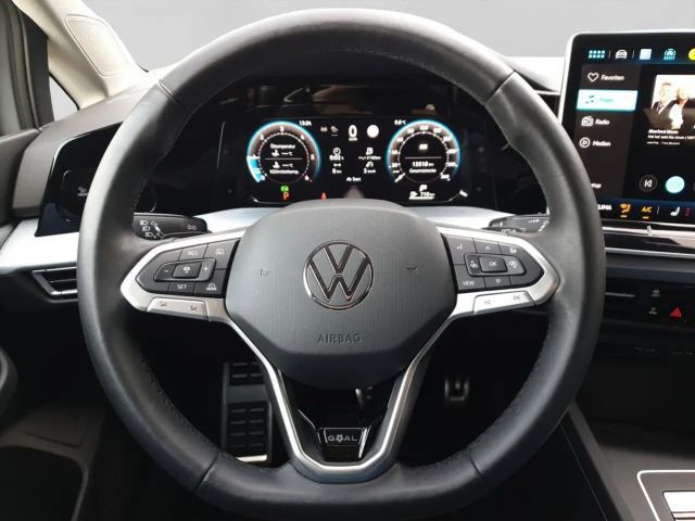 Volkswagen Golf 2.0 TDI DSG Variant