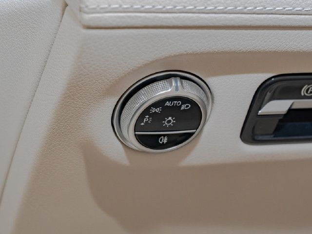 Mercedes-Benz EQS 450 Sedan