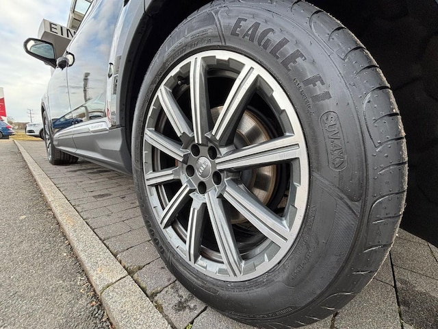 Audi Q7 55 TFSI Hybride Quattro