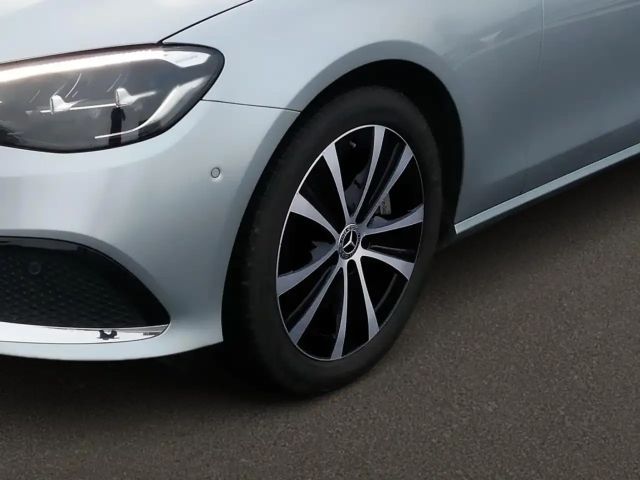 Mercedes-Benz E 450 4MATIC Sedan