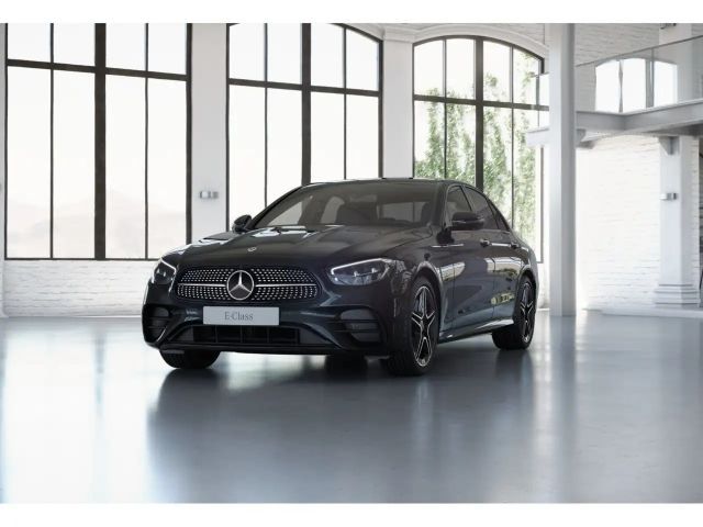 Mercedes-Benz E 220 E 220 d Sedan