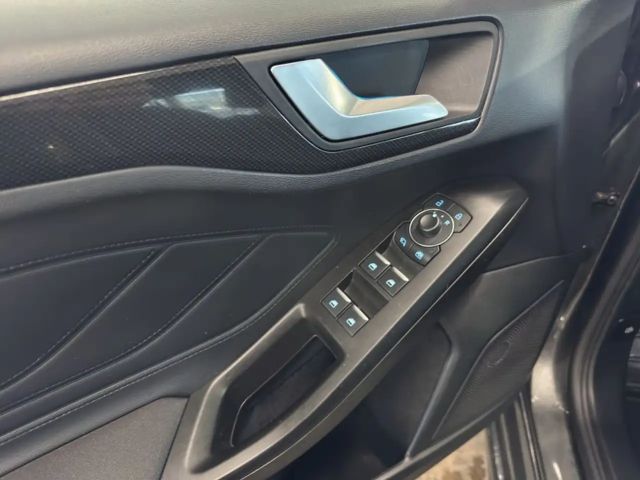 Ford Focus EcoBoost ST Line Wagon