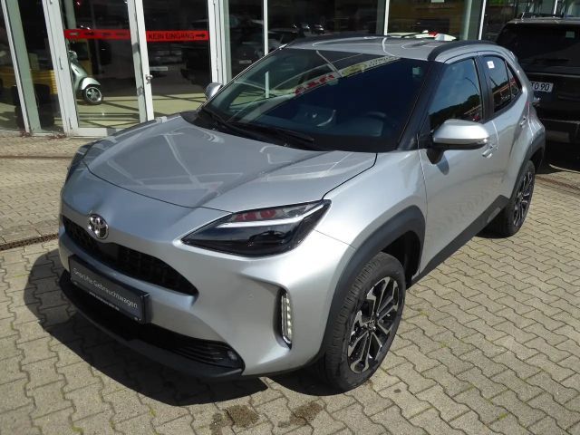 Toyota Yaris Cross 1.5H Teamplayer+Winterpaket+Safetypaket