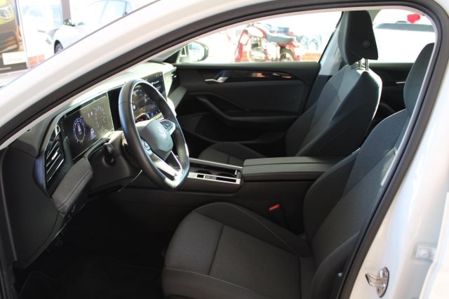 Volkswagen Passat 1.5 eTSI DSG