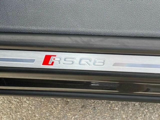 Audi RS Q8 DYNAMIK*ABT*KERAMIK*MATRIX*STHZG*SITZKL*23''