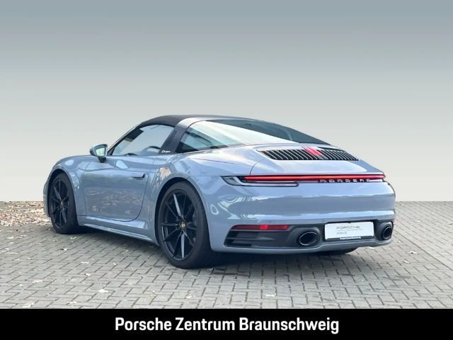 Porsche 992 4 Coupé Targa