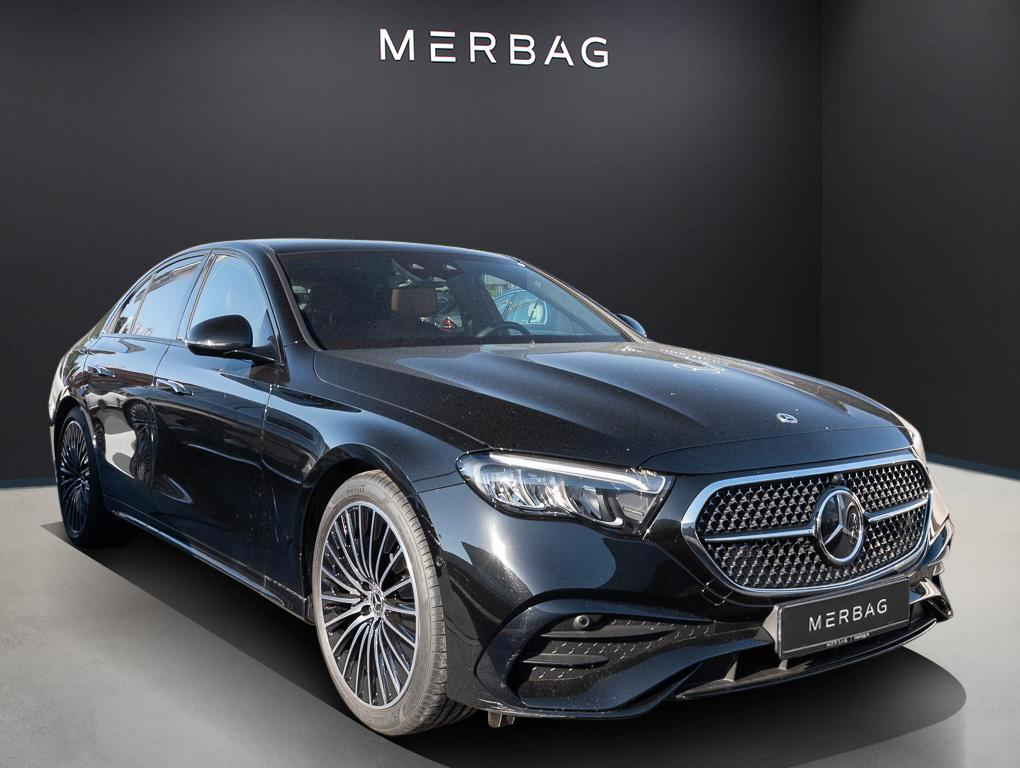 Mercedes-Benz E 200 Sedan