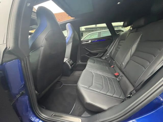 Volkswagen Arteon IQ.Drive