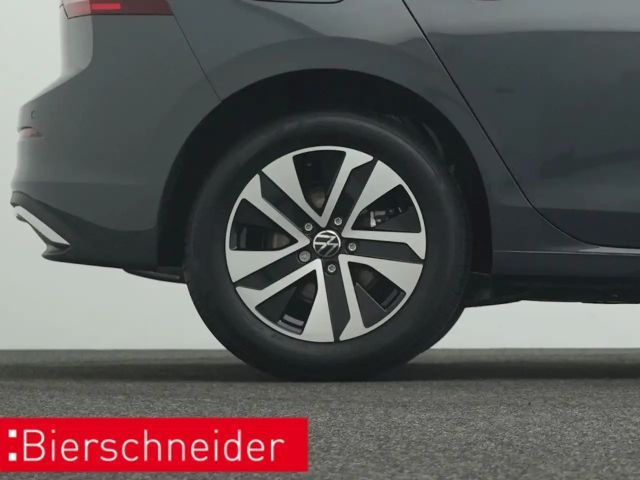 Volkswagen Golf 1.5 TSI