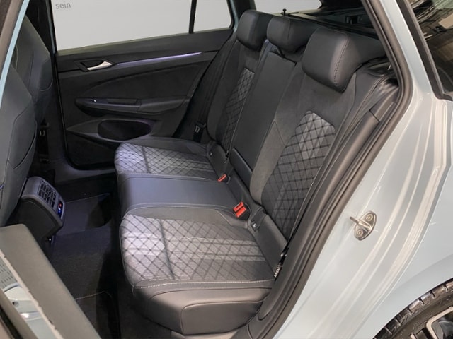 Volkswagen Golf 1.5 eTSI DSG Golf VIII Variant