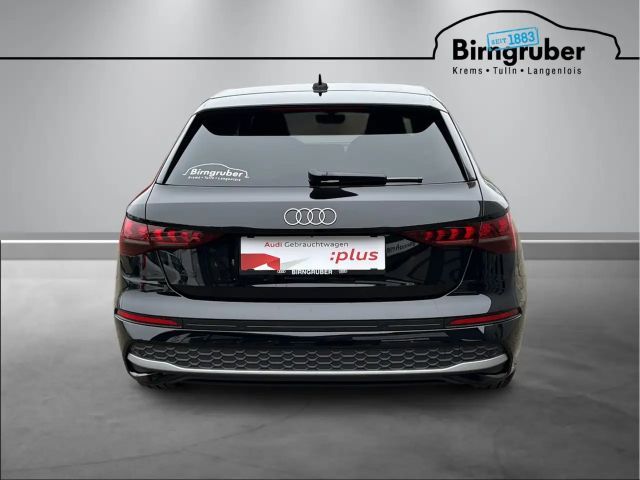 Audi A3 30 TFSI Sedan