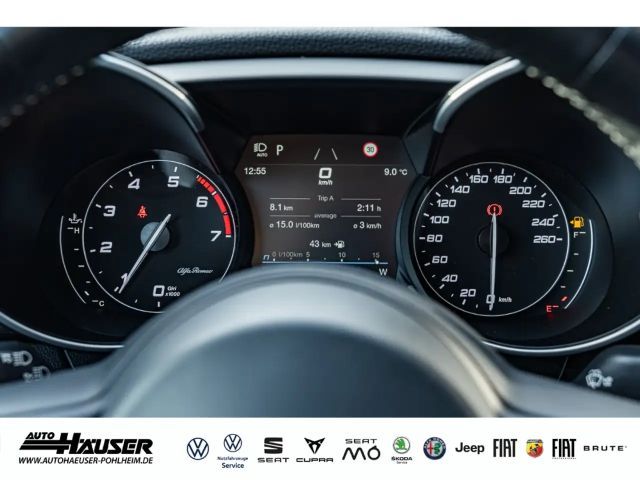 Alfa Romeo Giulia AT8 Q4 Turbo Veloce