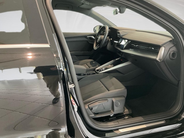 Audi A3 35 TFSI S-Tronic Sedan