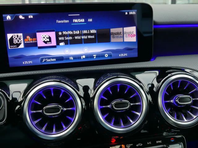 Mercedes-Benz A 200 AMG Line