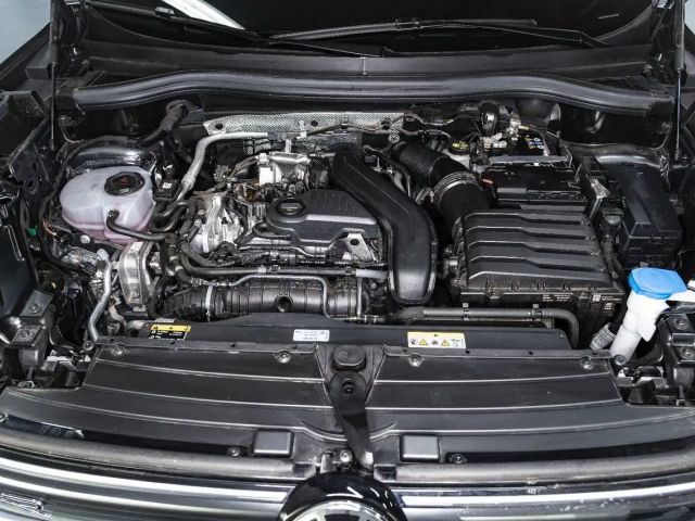 Volkswagen Tiguan R-Line Style