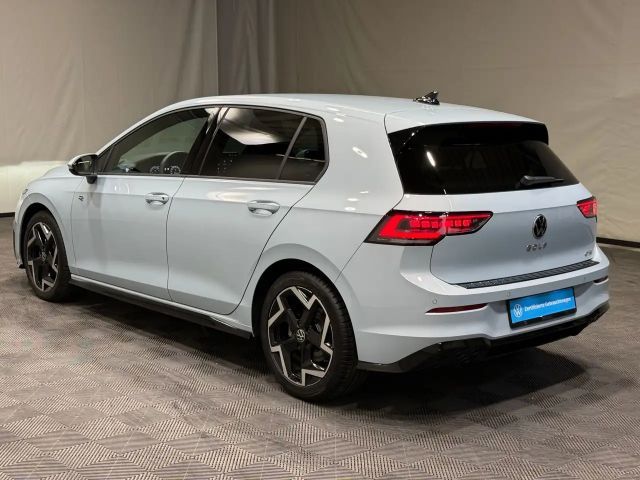 Volkswagen Golf 1.5 eTSI DSG R-Line