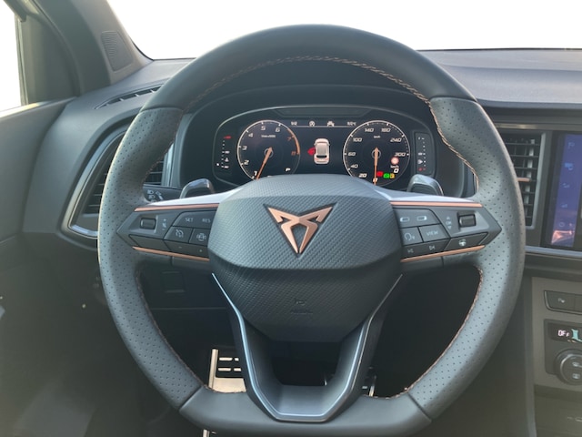 Cupra Ateca LED Navi Keyless Parklenkass. Rückfahrkam. AHK-klappbar El. Heckklappe PDCv+h