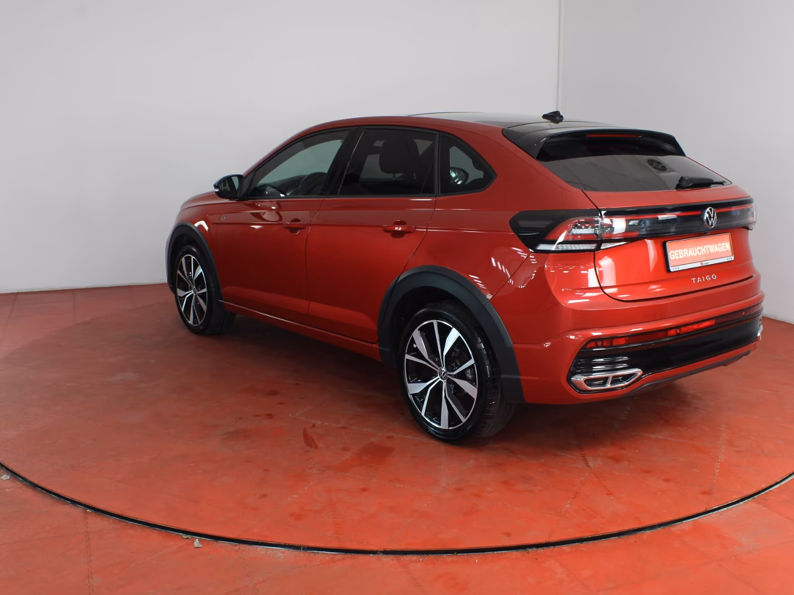 Volkswagen Taigo 1.0 TSI DSG R-Line