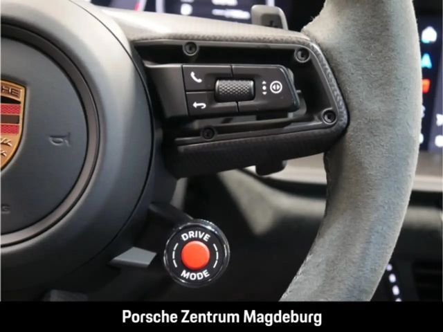 Porsche 992 Carrera Coupé GTS