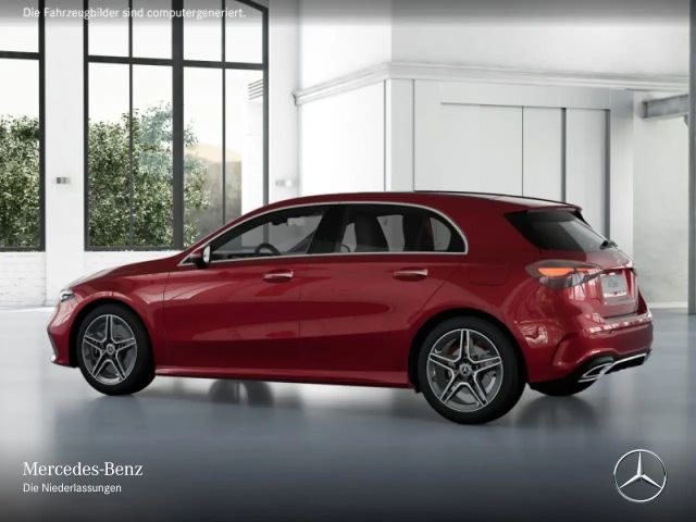Mercedes-Benz A 220 4MATIC AMG Line