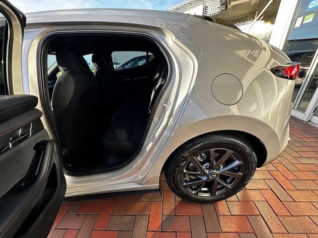 Mazda 3 2.5L Homura SkyActiv e-Skyactiv