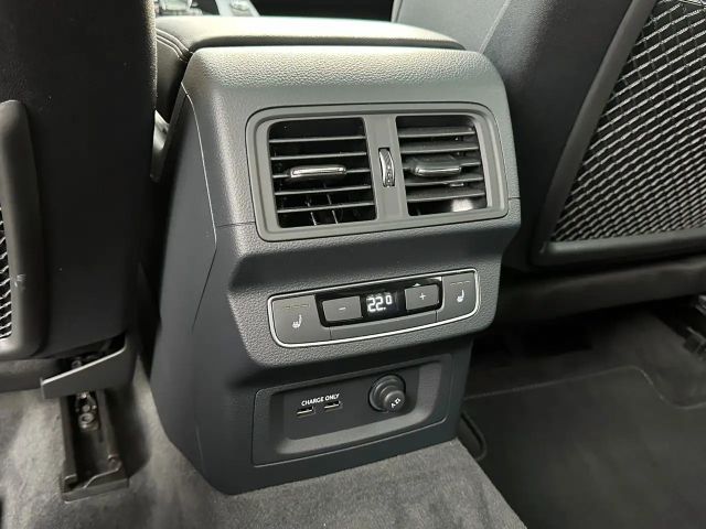 Audi Q5 Quattro S-Line Sportback