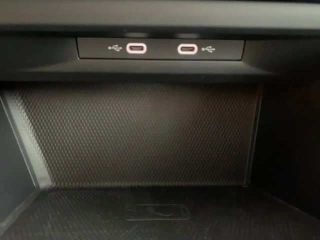 Volkswagen Golf DSG Golf VIII Life Variant