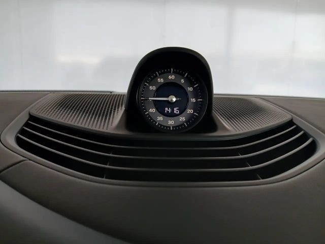 Porsche Taycan 4S Cross Turismo