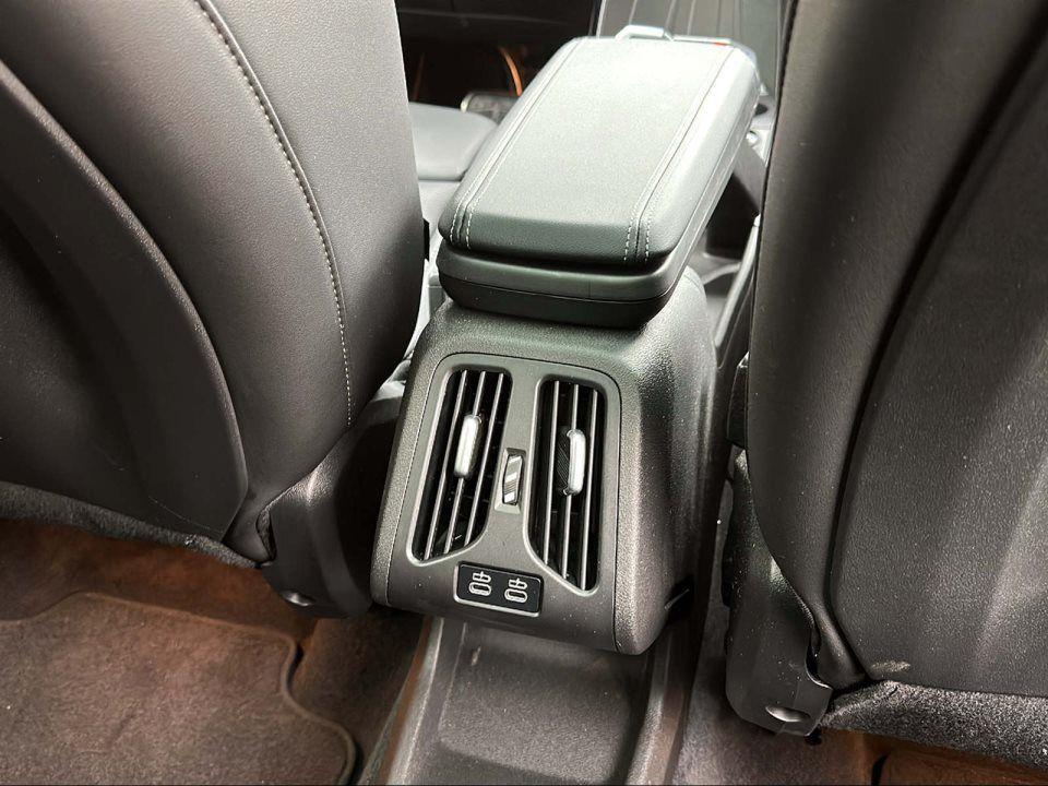 BMW 223 Active Tourer xDrive