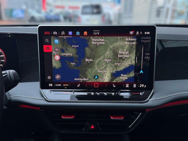 Volkswagen Passat 1.5 eTSI Business Variant