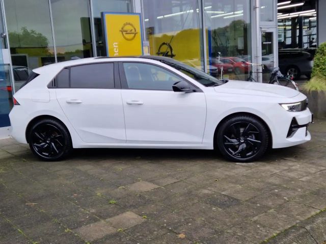 Opel Astra Ultimate