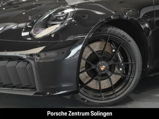 Porsche 992 4 Carrera Coupé GTS