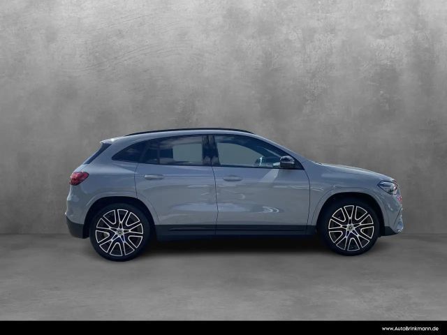 Mercedes-Benz GLA 200 4MATIC AMG Line GLA 200 d