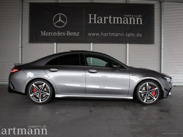 Mercedes-Benz CLA 350 4MATIC AMG Line