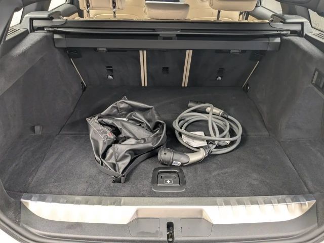 BMW 330 330e M-Sport