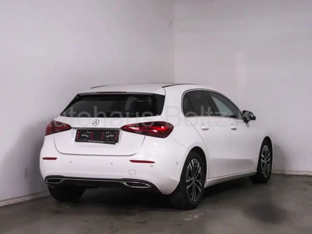 Mercedes-Benz A 180 ENp 48000 Pano Standh. 360 Kam. Winter P