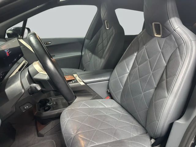 BMW iX xDrive40