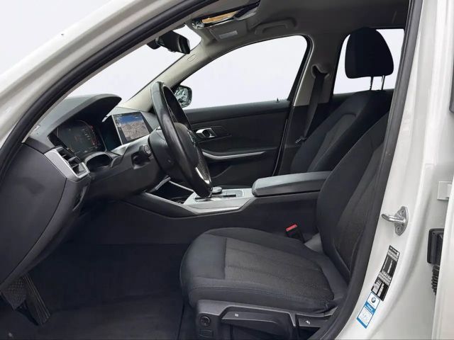 BMW 320 320i Advantage pakket Touring