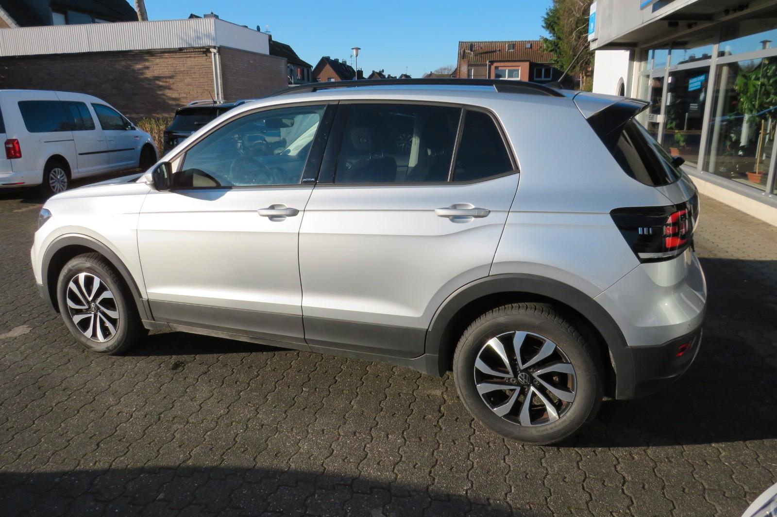 Volkswagen T-Cross Active ACC NAVI APP GJ SITZH. PDC 1HD