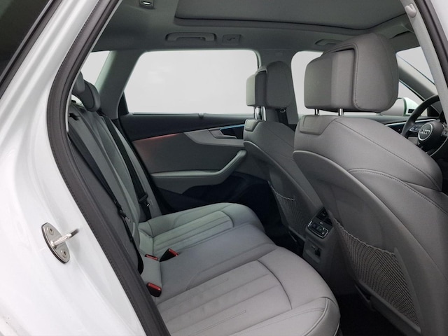 Audi A4 40 TFSI Avant S-Tronic