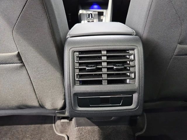 Volkswagen Golf 2.0 TDI DSG Move Variant