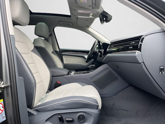 Volkswagen Touareg 4Motion R-Line