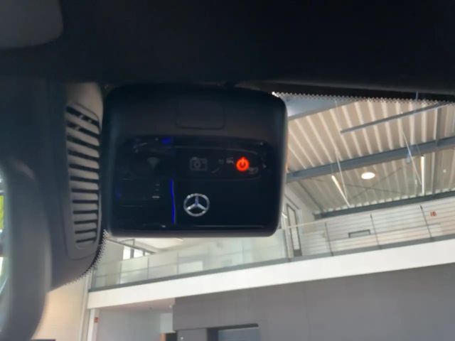 Mercedes-Benz GLB 200 AMG Line