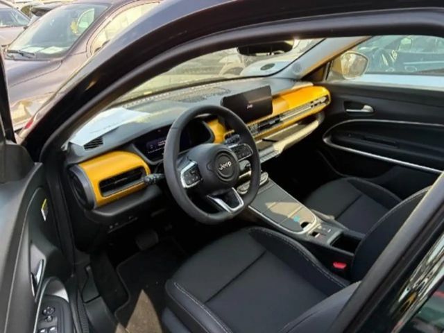 Jeep Avenger Full-Electric Summit