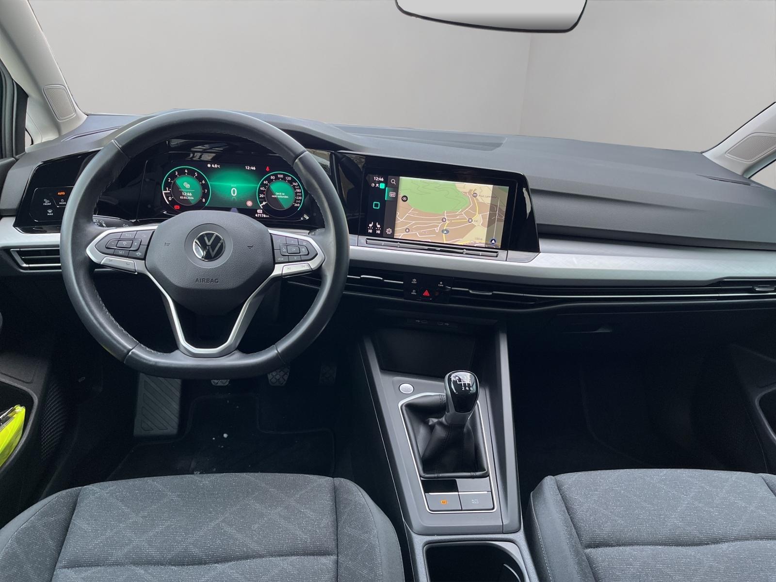 Volkswagen Golf 1.5 TSI Golf VIII Life