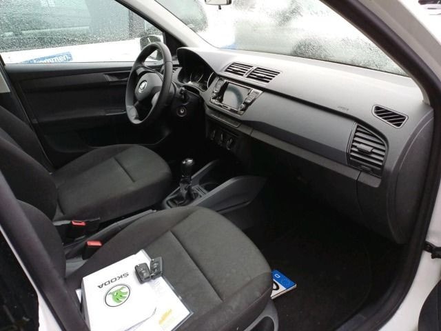 Skoda Fabia 1.0 TSI Active Combi