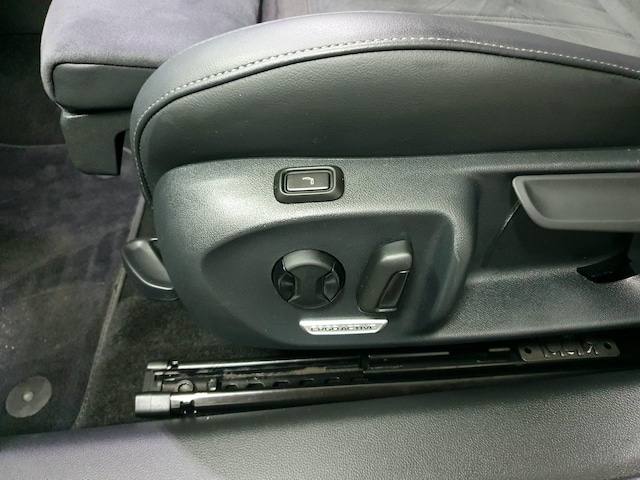 Volkswagen Passat 2.0 TDI Business DSG Variant